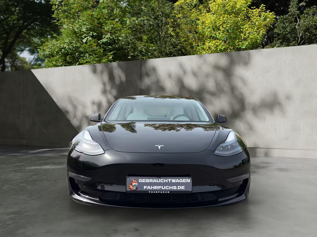 Tesla Model 3 2022 Elektrisch