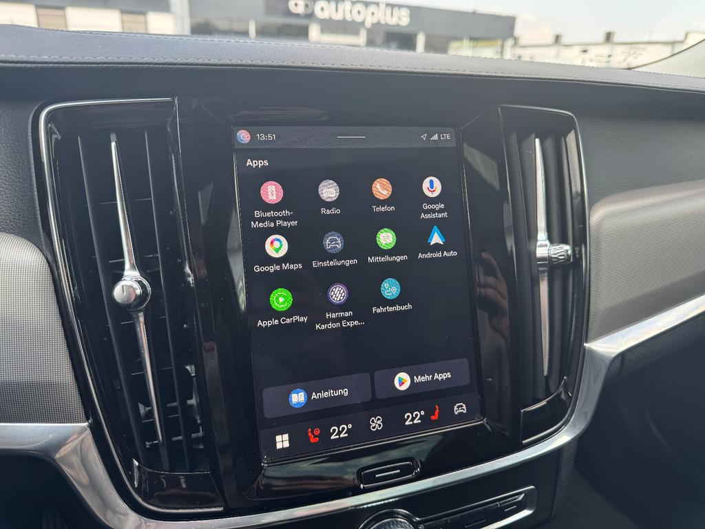 Volvo V90