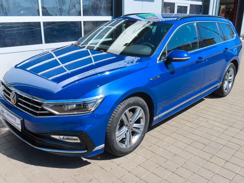 Volkswagen Passat 2023 Benzine