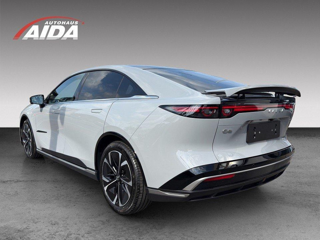 Mazda 6e