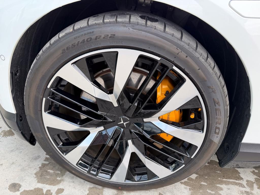 Polestar 4