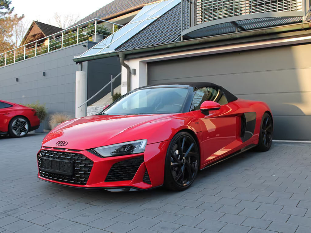 Audi R8