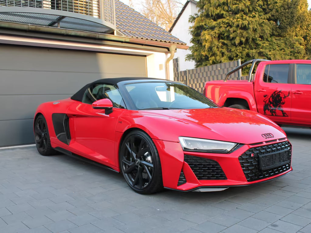 Audi R8