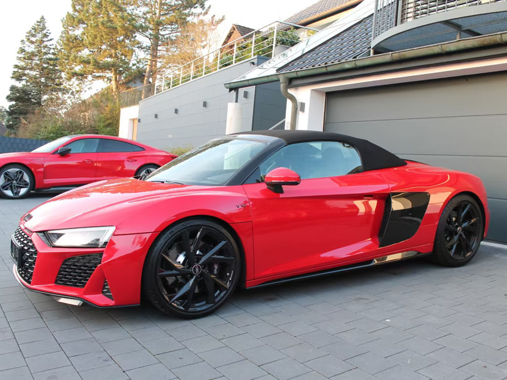 Audi R8