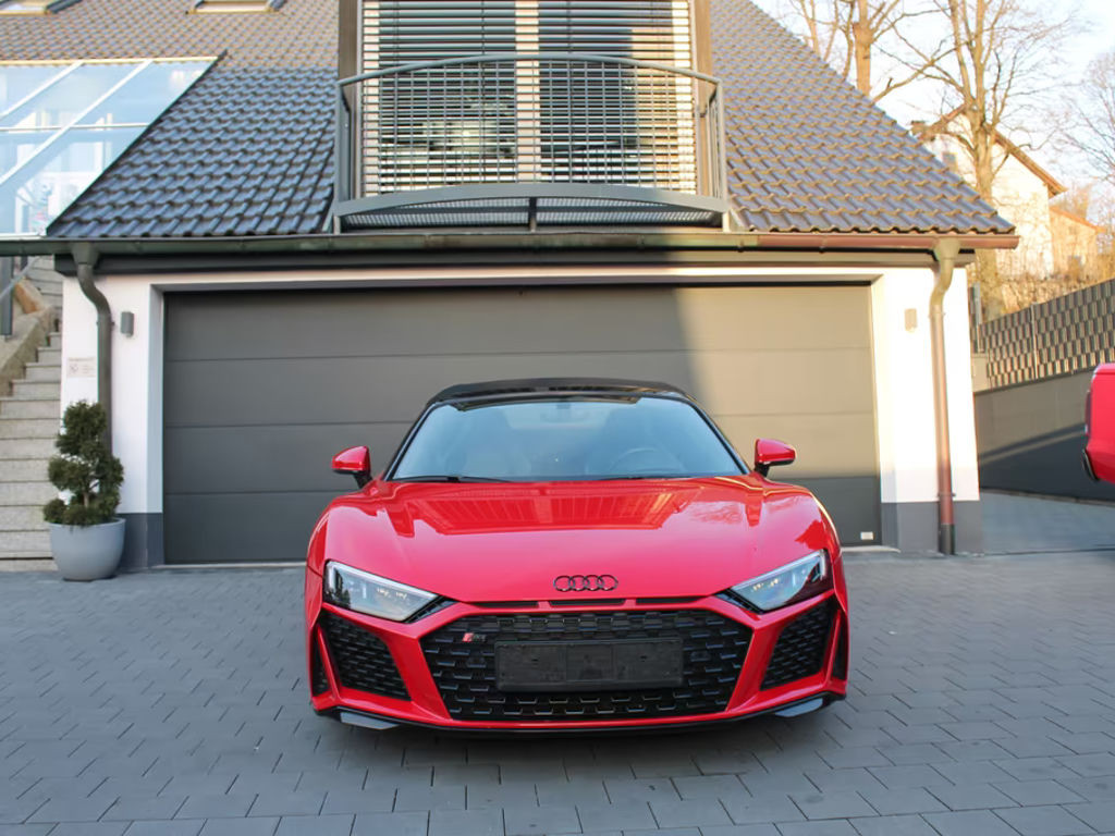 Audi R8