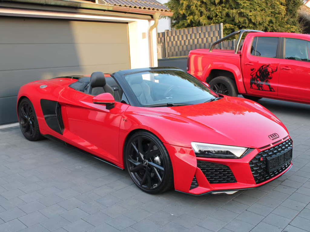Audi R8