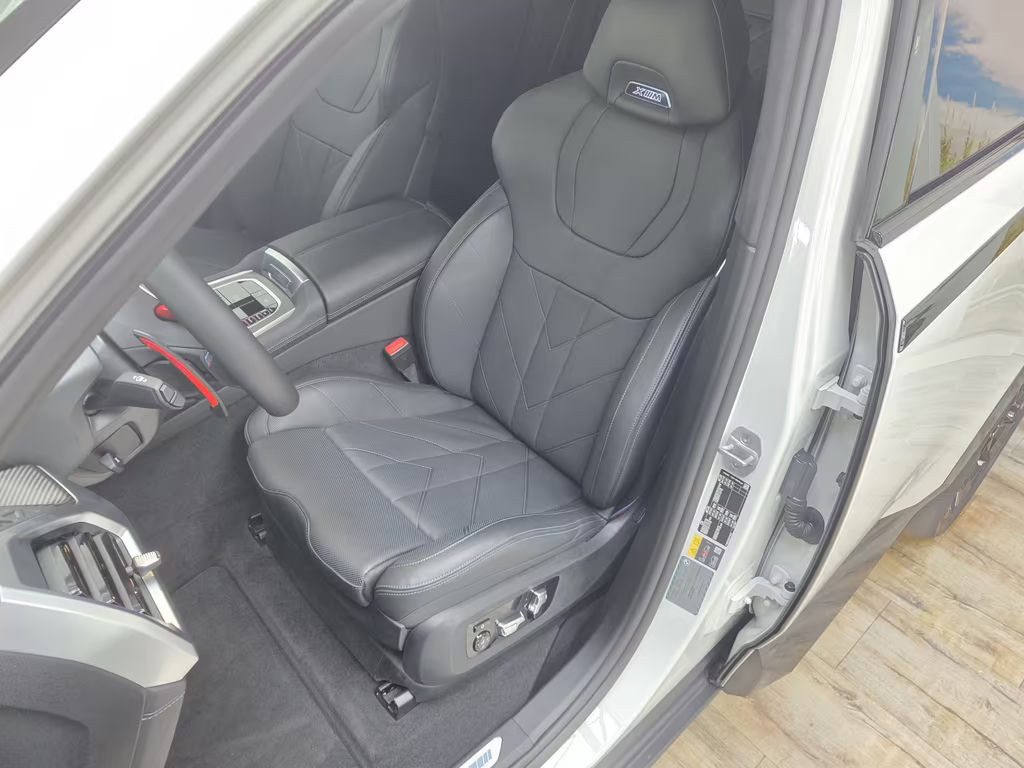 BMW XM
