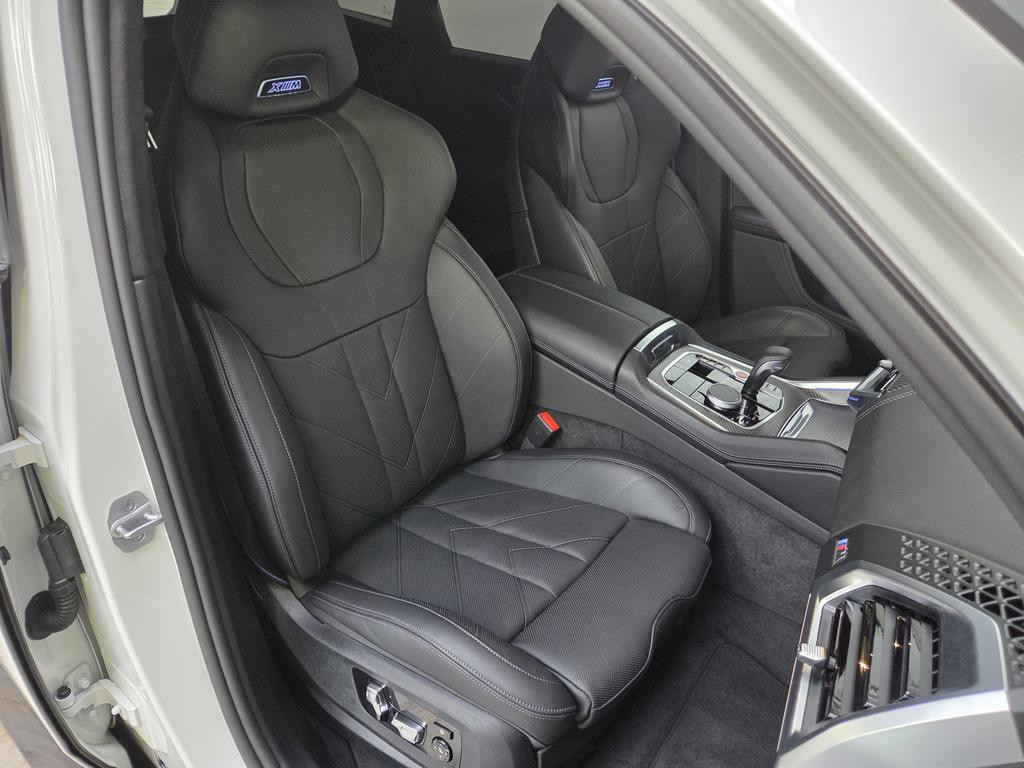 BMW XM