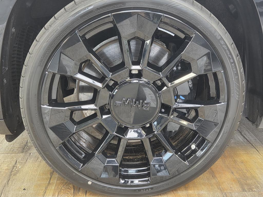 BMW XM