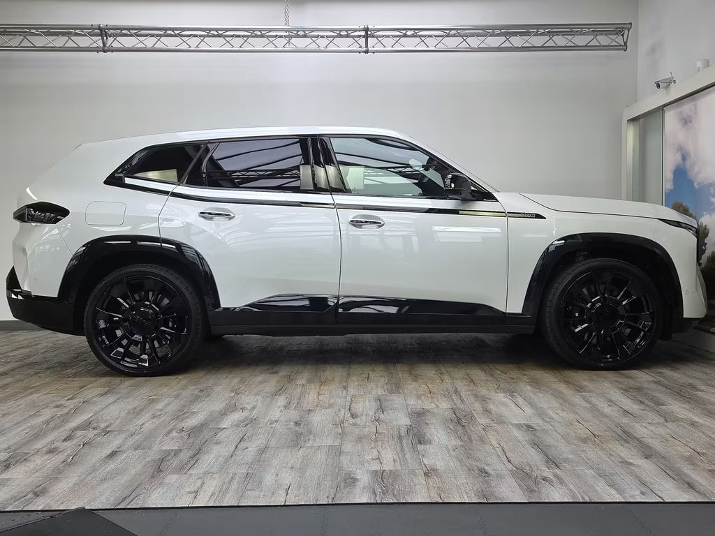 BMW XM