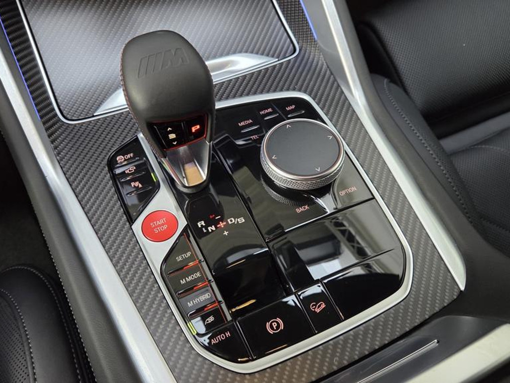 BMW XM