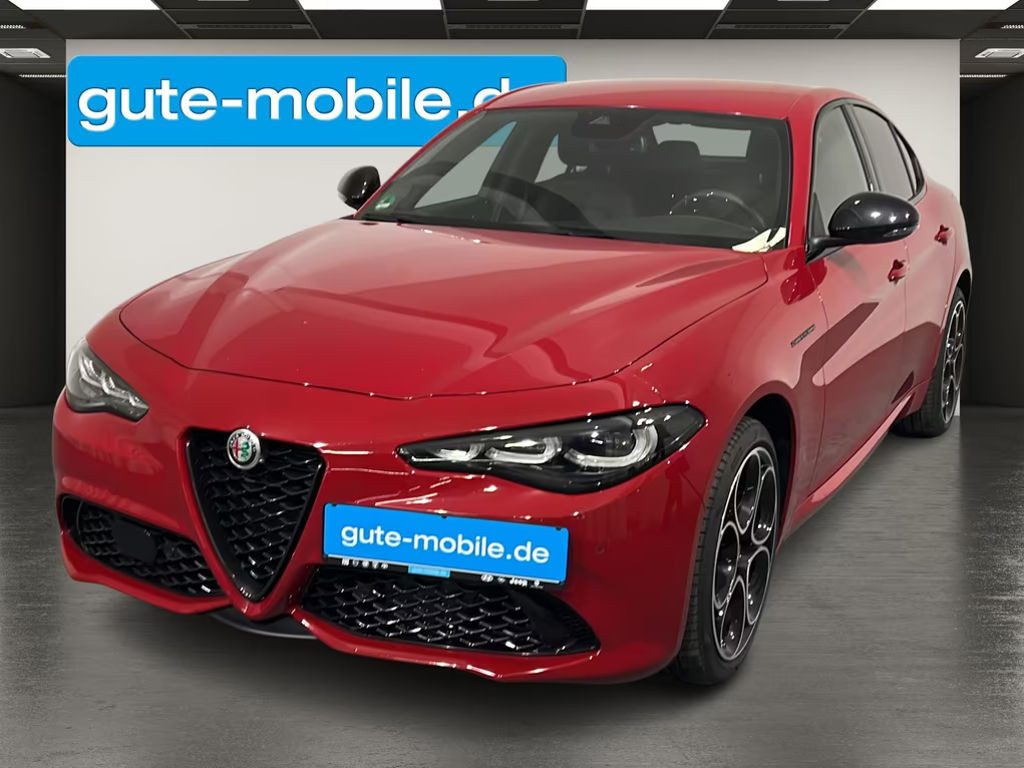 Alfa Romeo Giulia 2023 Benzine