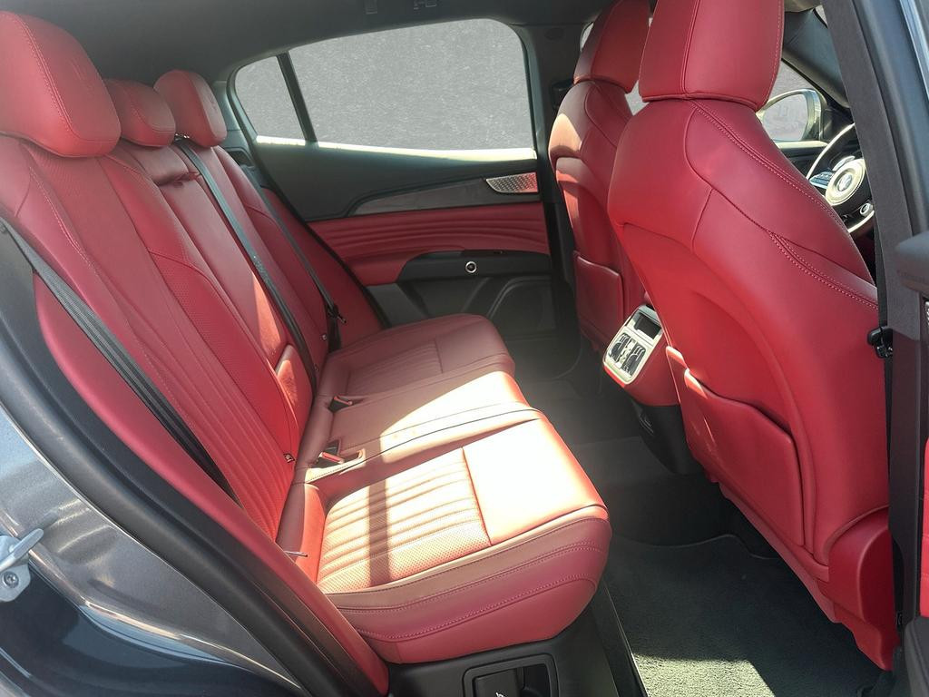 Maserati Grecale