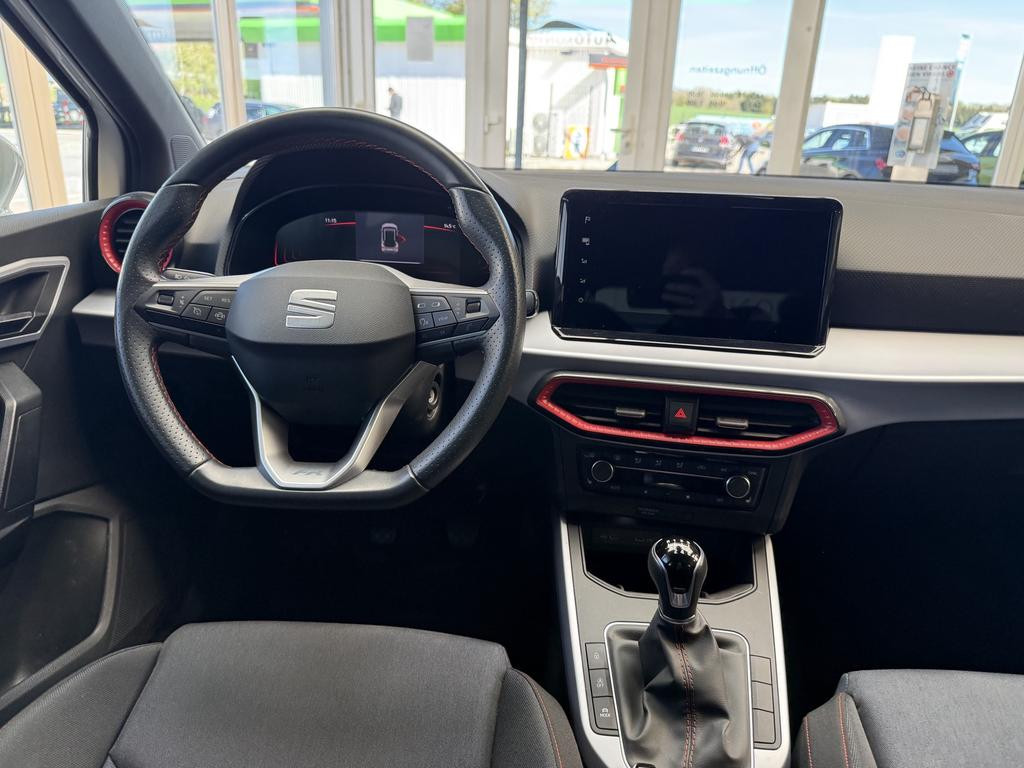Seat Arona