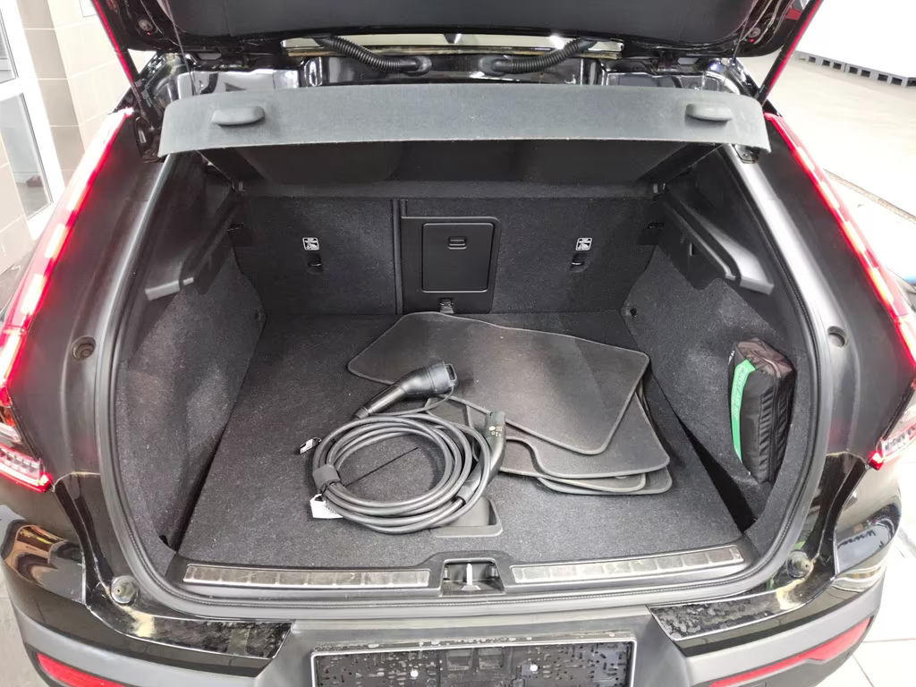 Volvo C40