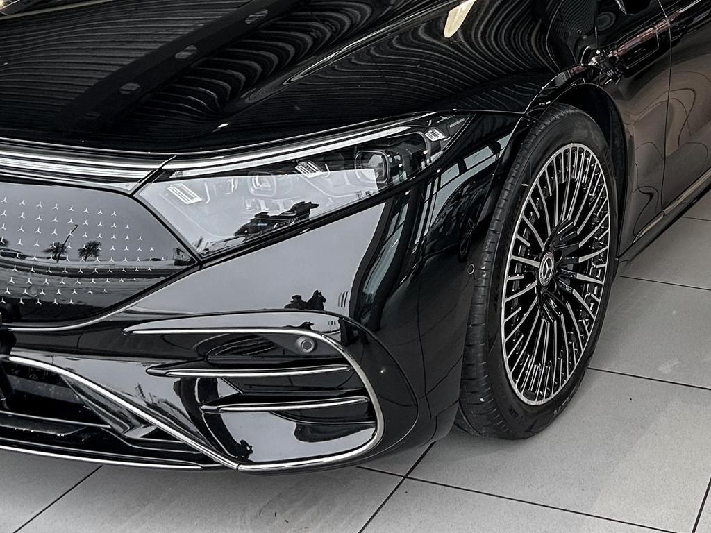 Mercedes-Benz EQS