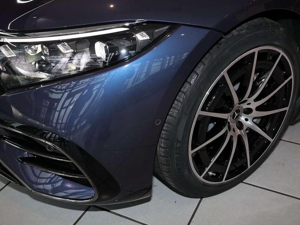 Mercedes-Benz EQS