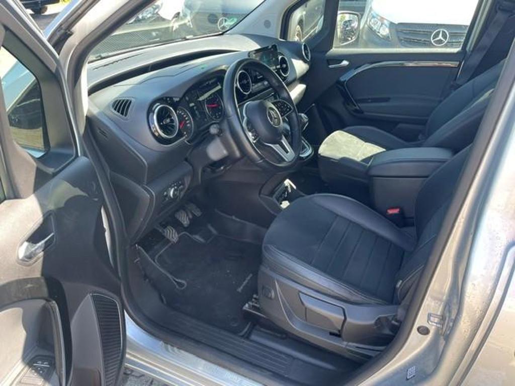 Mercedes-Benz T 180
