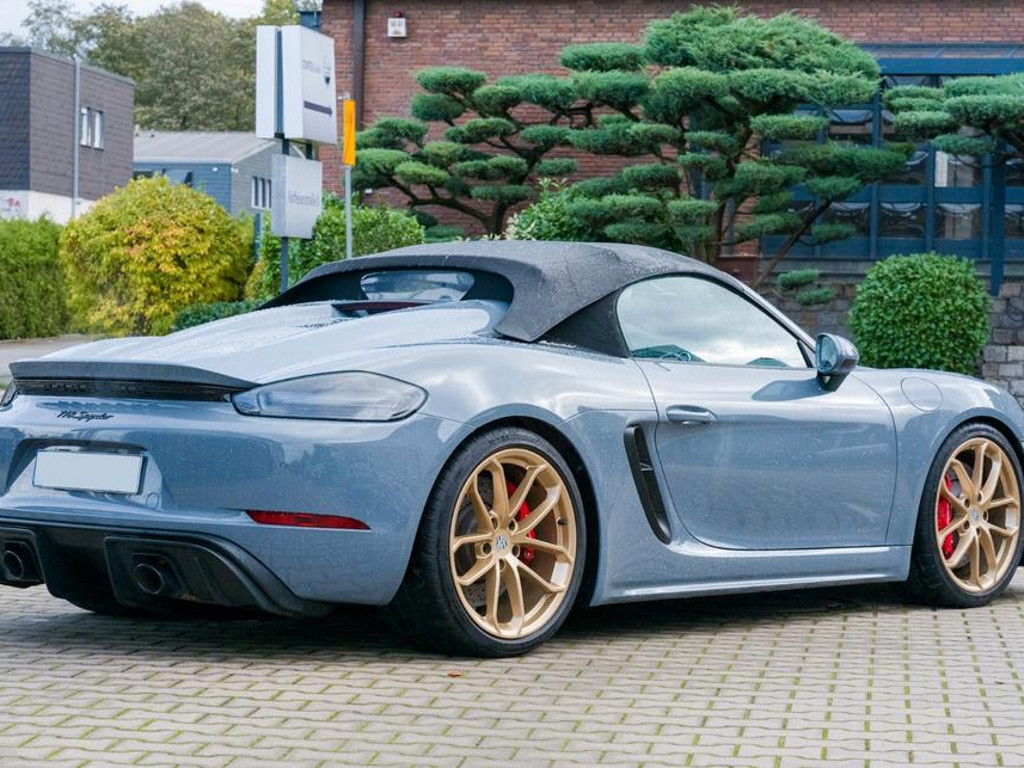 Porsche Boxster