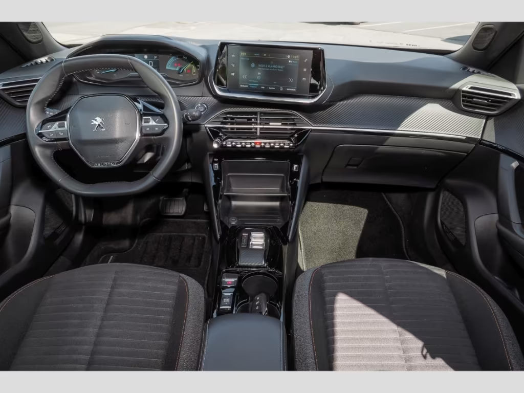 Peugeot e-2008