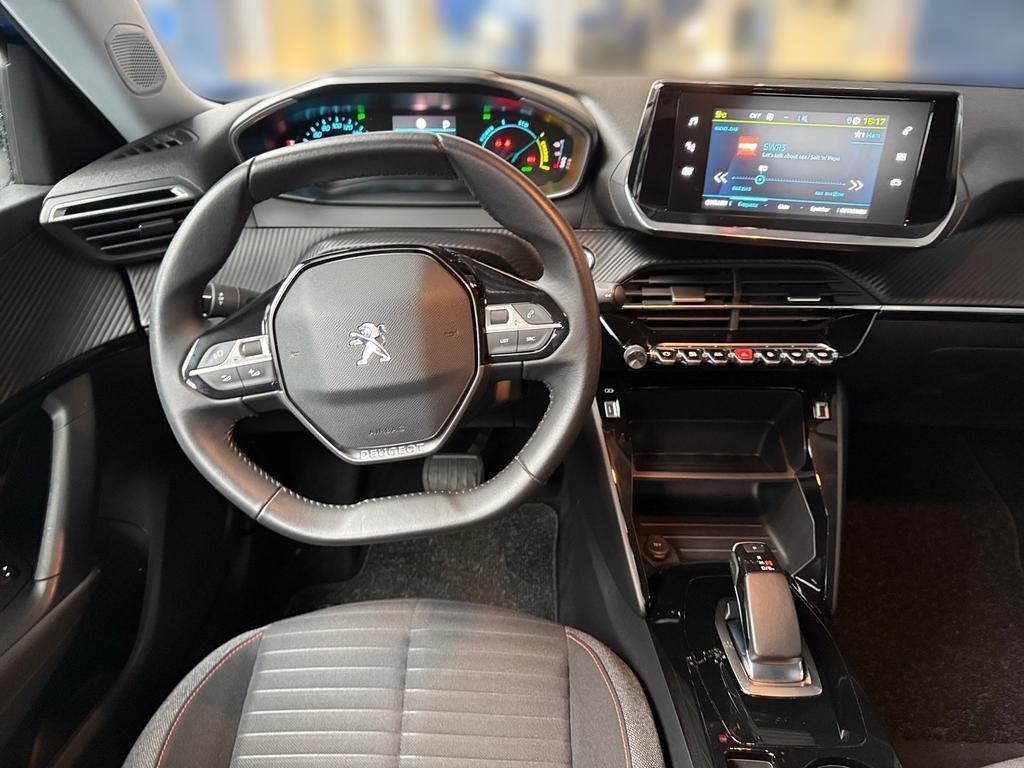 Peugeot e-2008