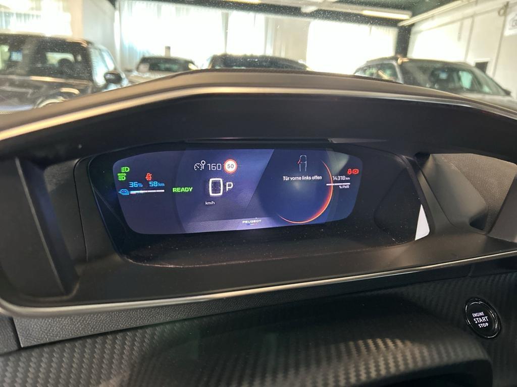 Peugeot e-2008