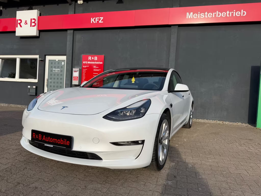 Tesla Model 3 2022 Elektrisch