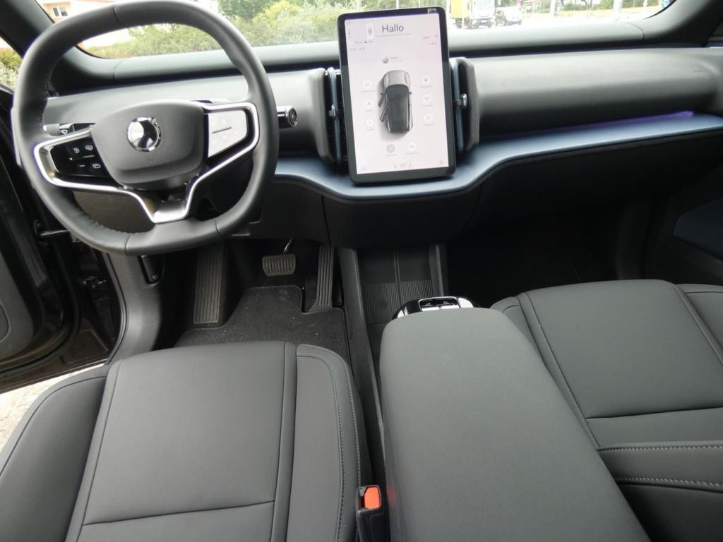 Volvo EX30