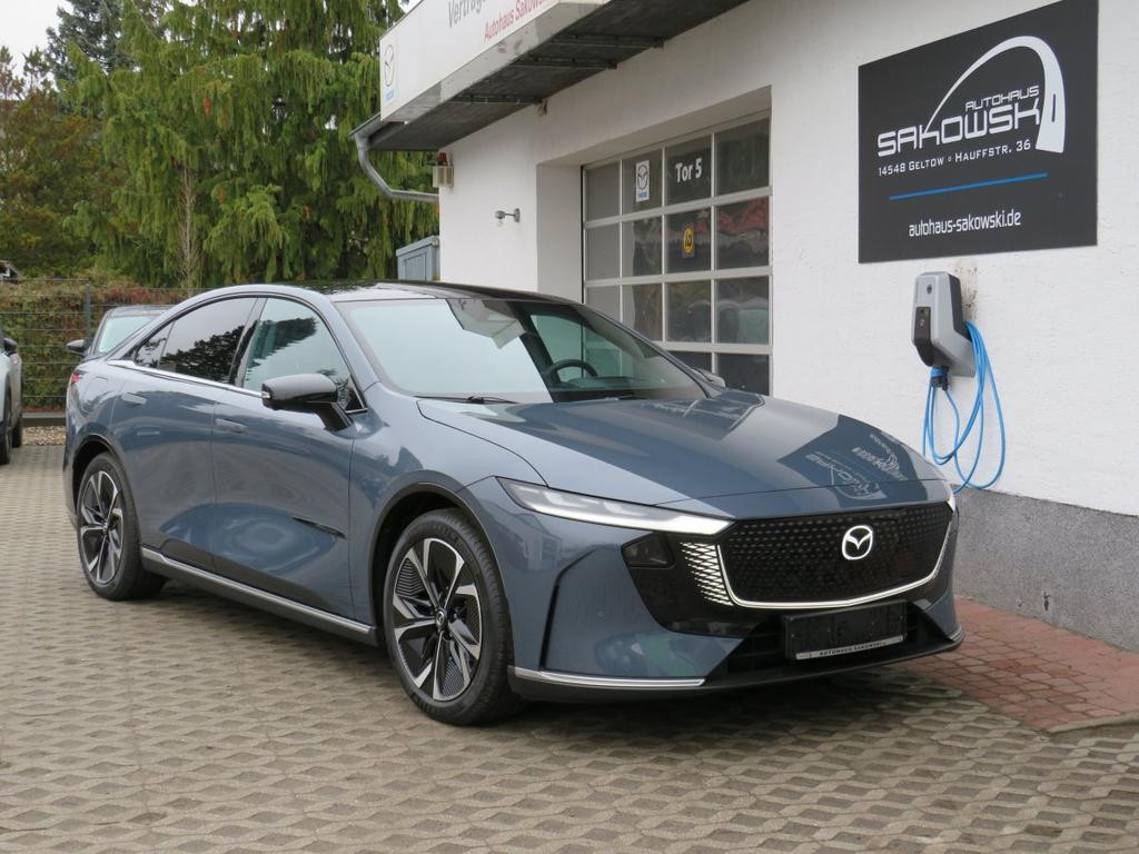 Mazda 6e
