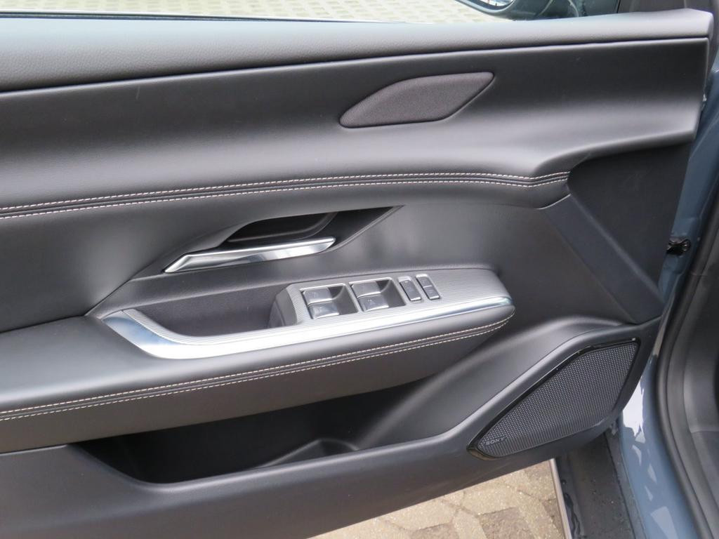 Mazda 6e