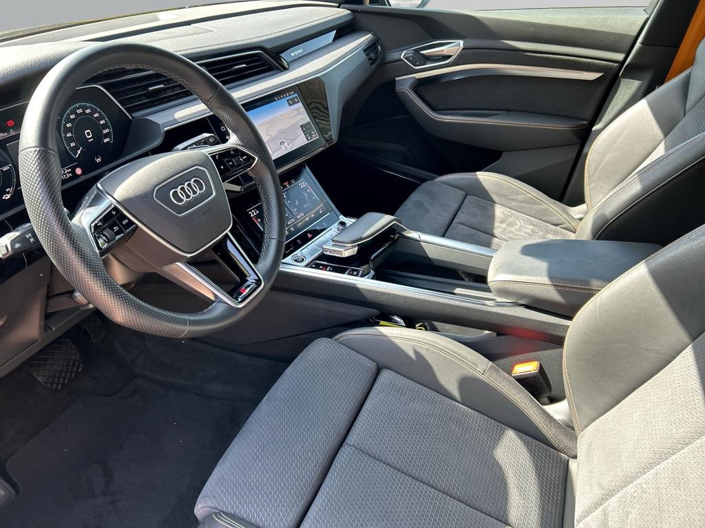 Audi e-tron