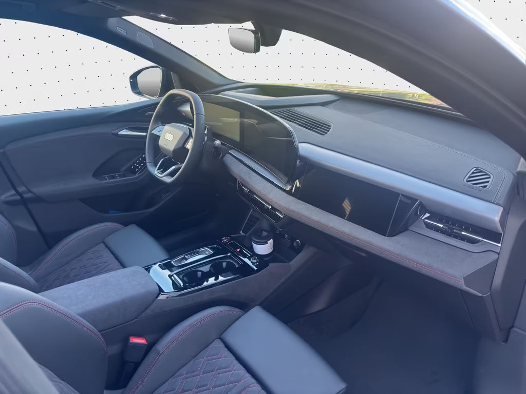 Audi SQ6 e-tron