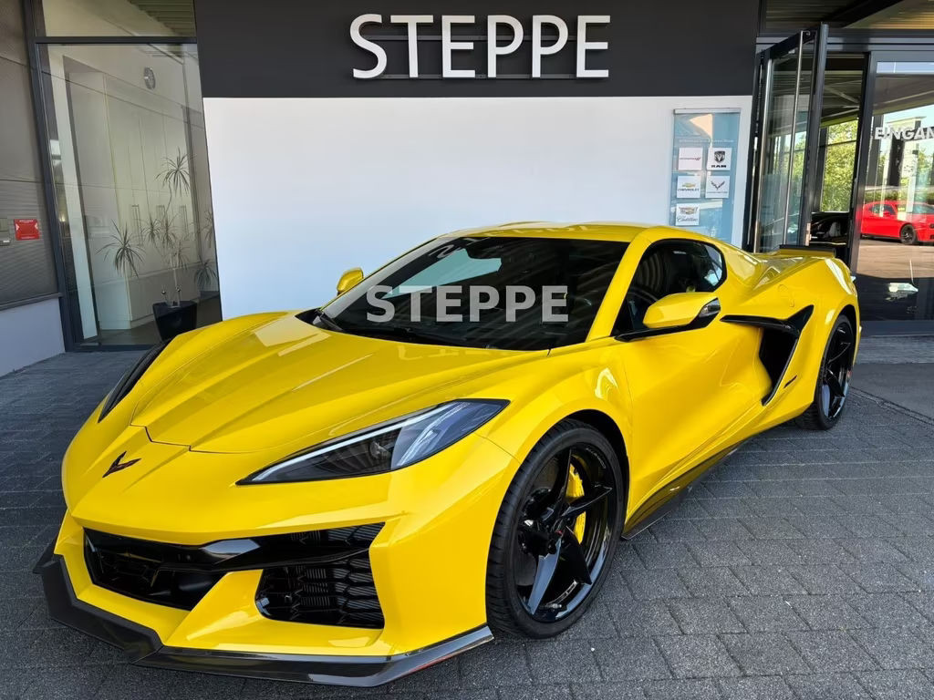Corvette C8