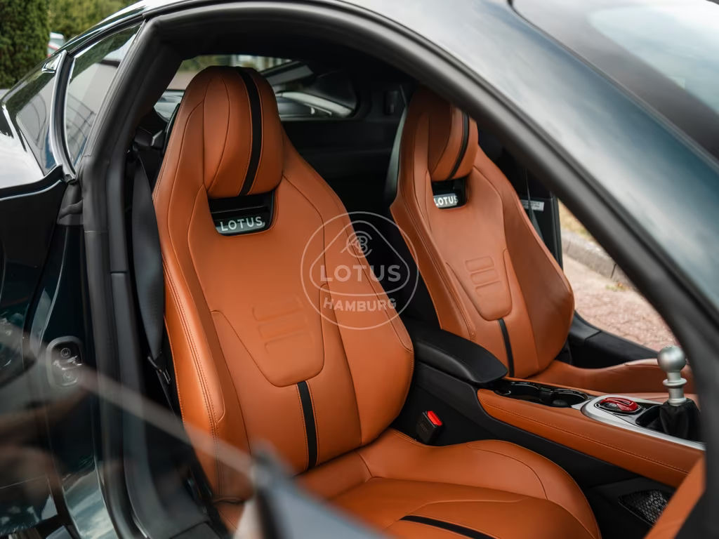 Lotus Emira
