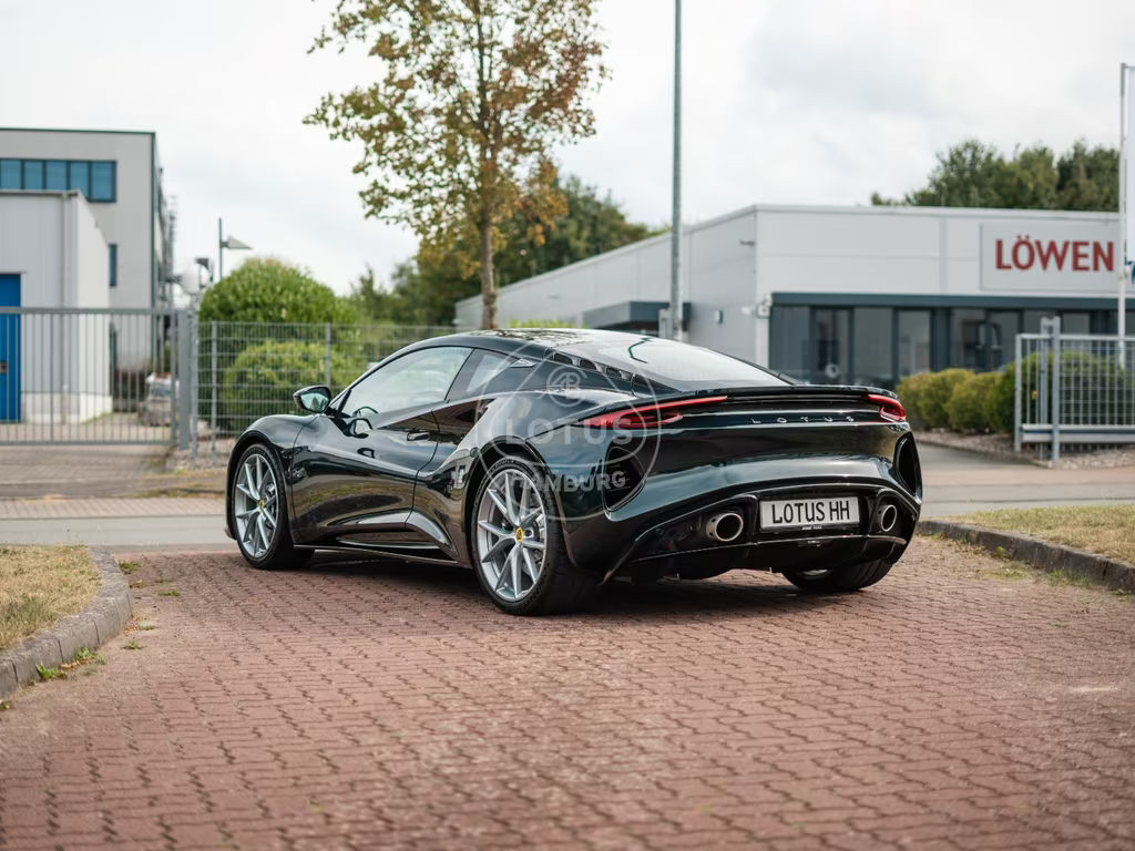 Lotus Emira