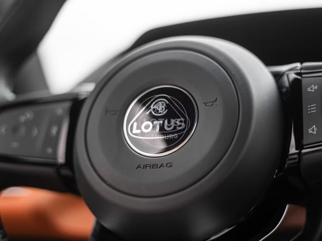 Lotus Emira