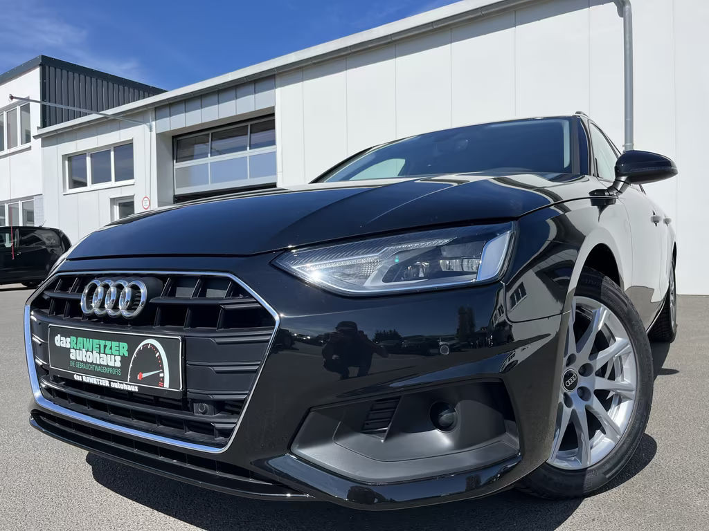 Audi A4 2022 Benzine