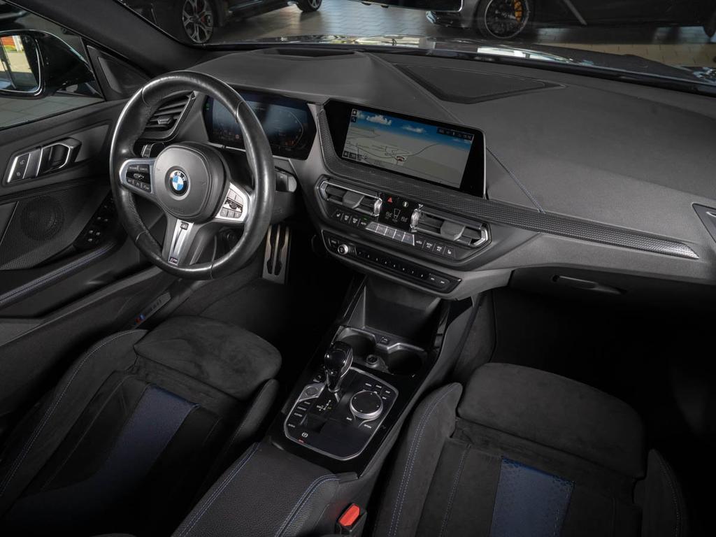 BMW M235