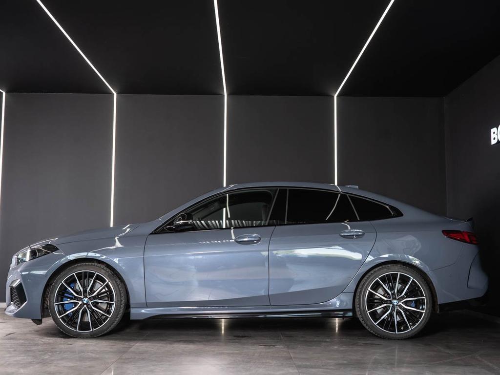 BMW M235