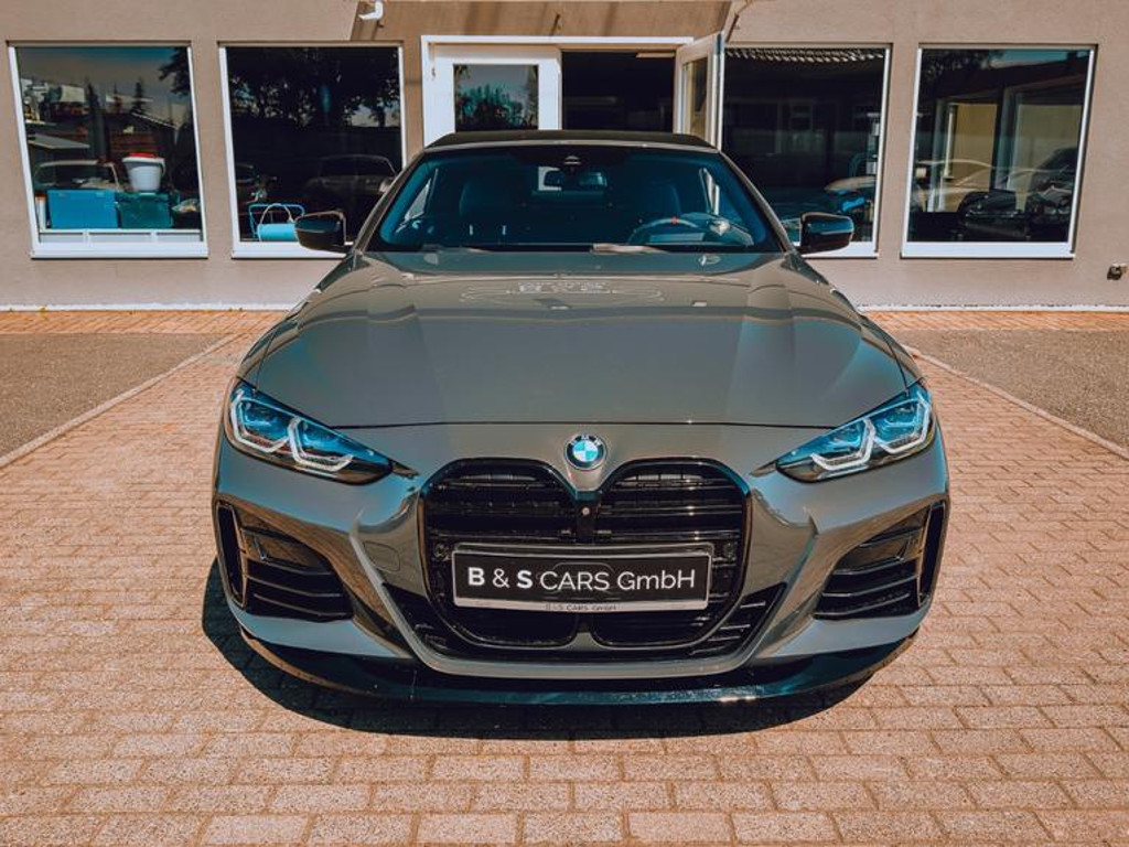 BMW M440