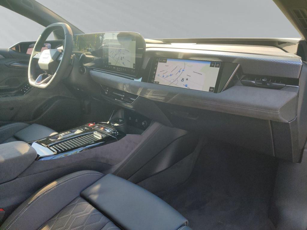 Audi S6 e-tron
