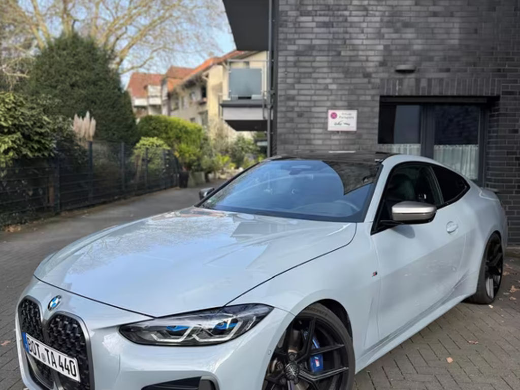BMW M440