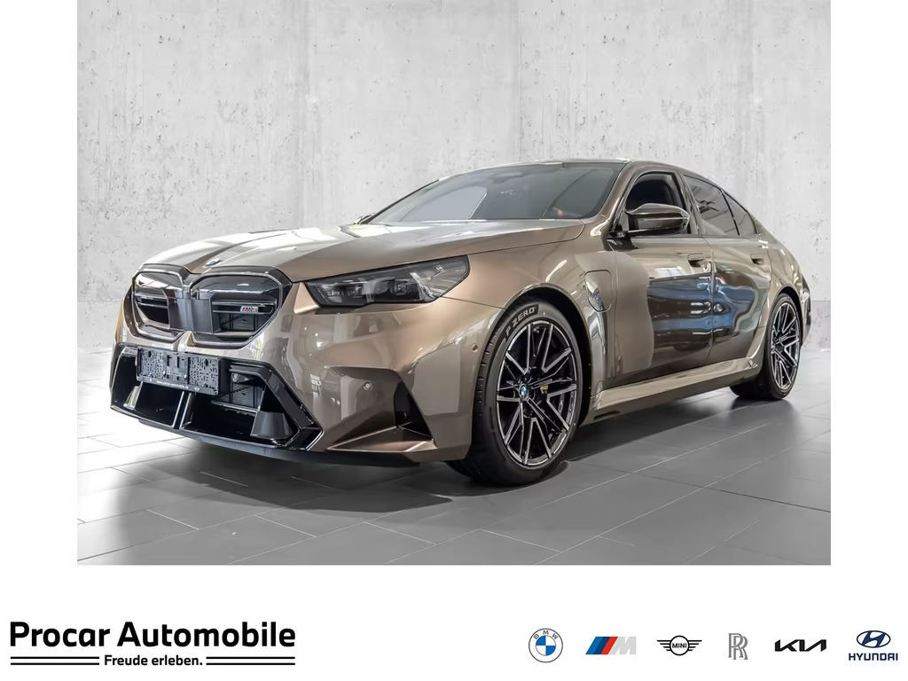 BMW M5 2026 Hybride Benzine