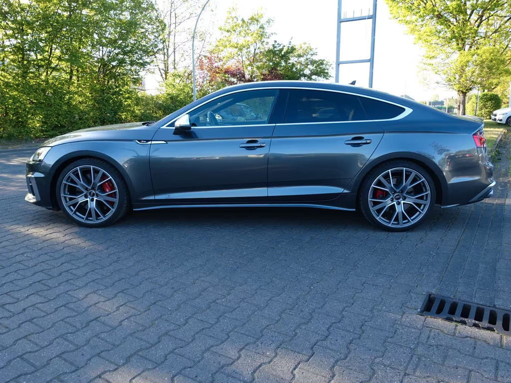 Audi S5