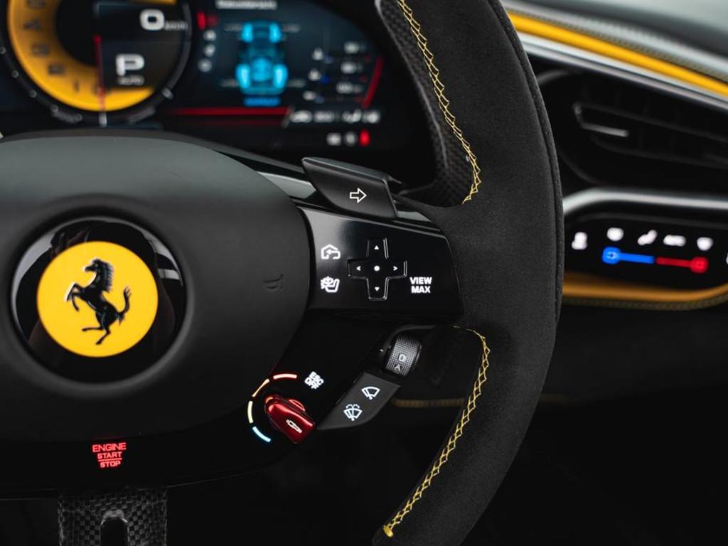 Ferrari 296 GTS