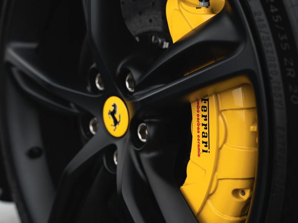 Ferrari 296 GTS