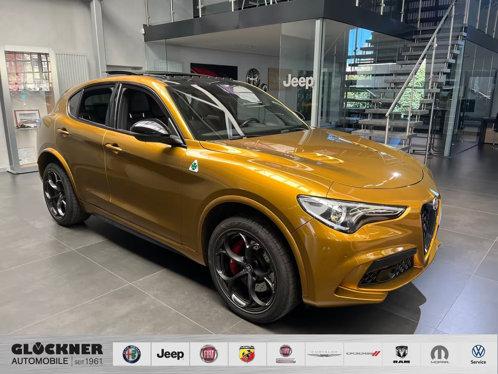 Alfa Romeo Stelvio 2023 Benzine