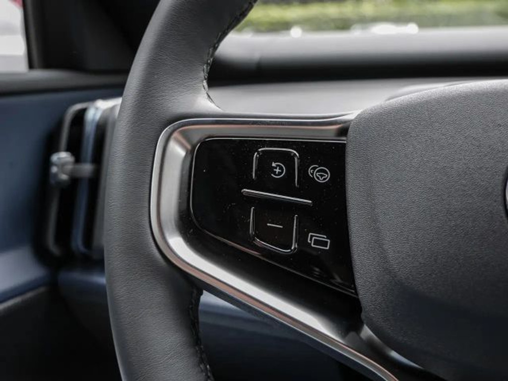 Volvo EX30