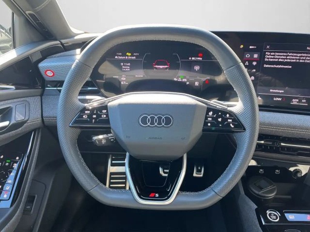 Audi A6 e-tron