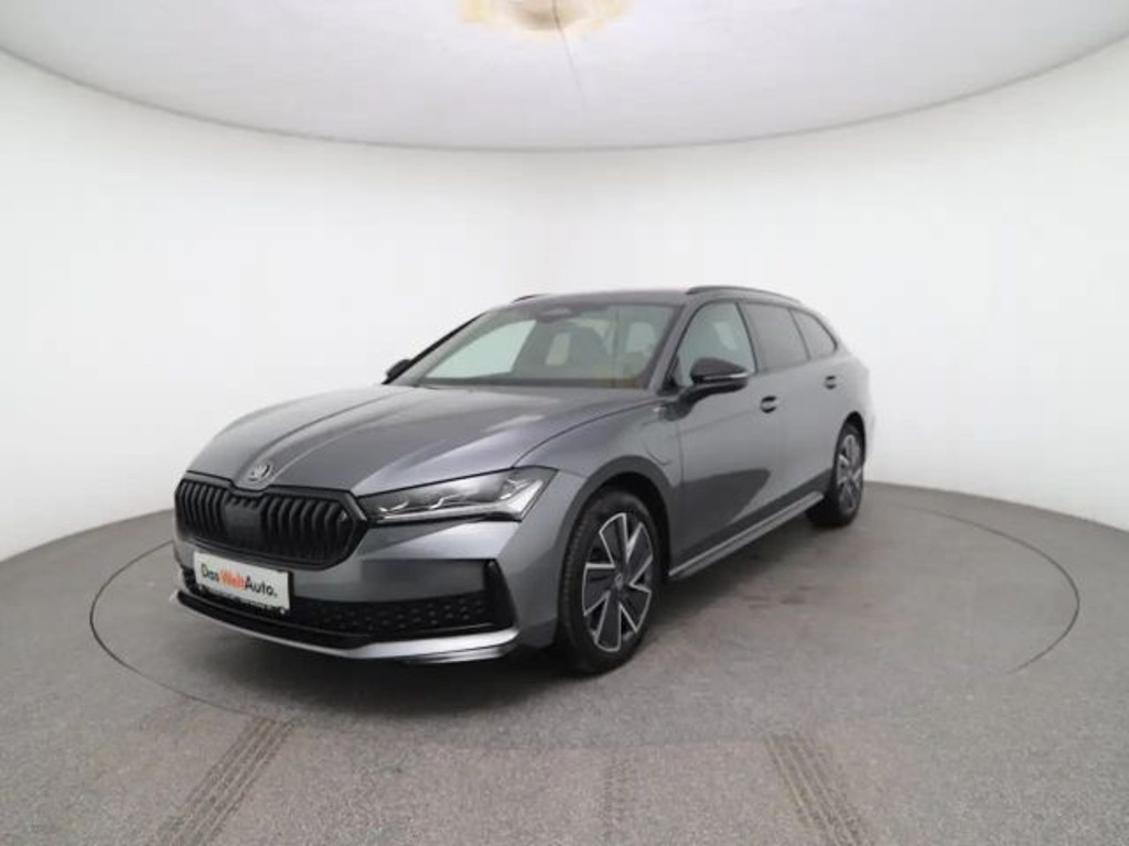 Skoda Superb 2026 Hybride Benzine